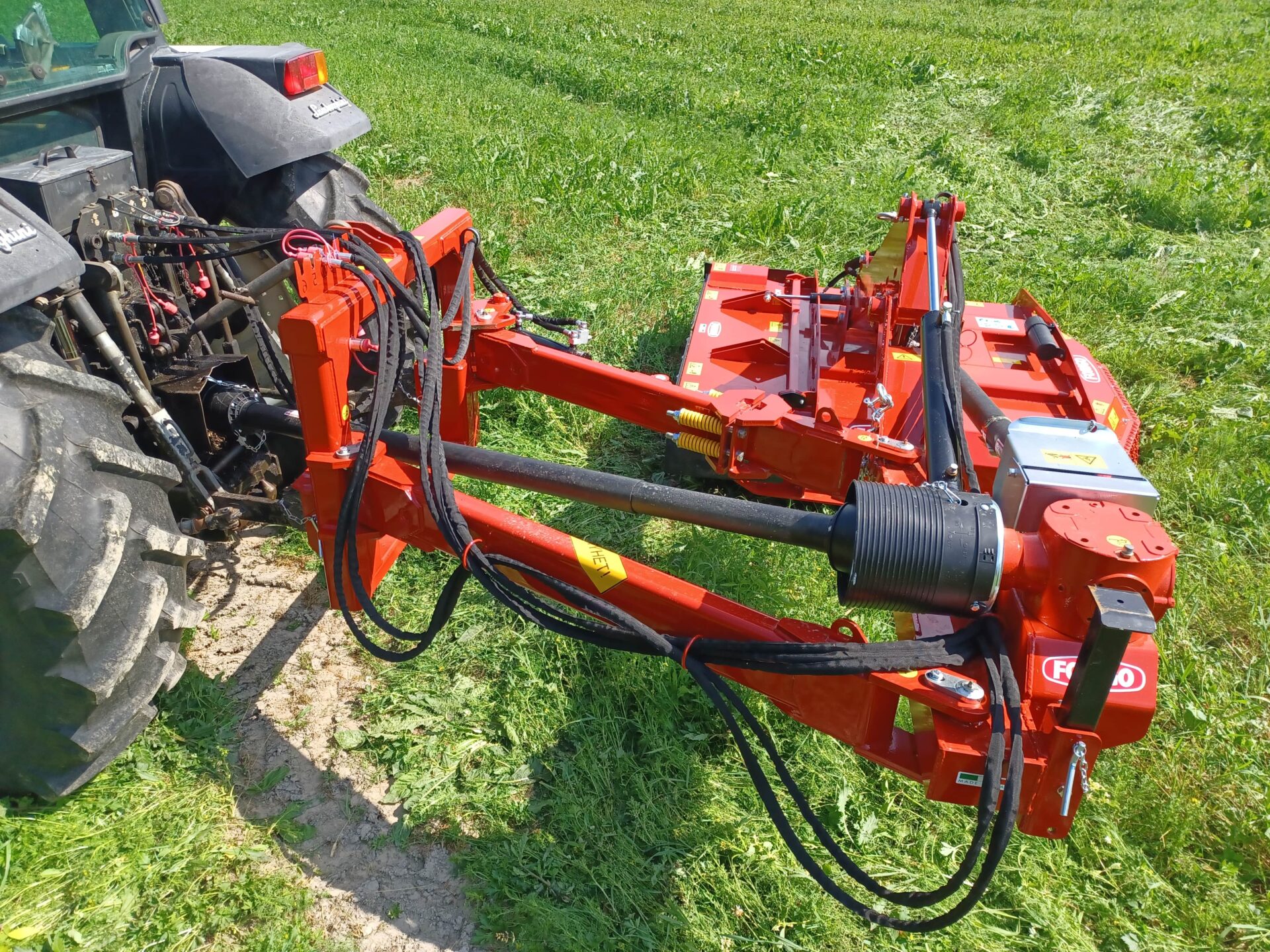 Forigo ACM Ketjumurskain Traktoriin - Image 8