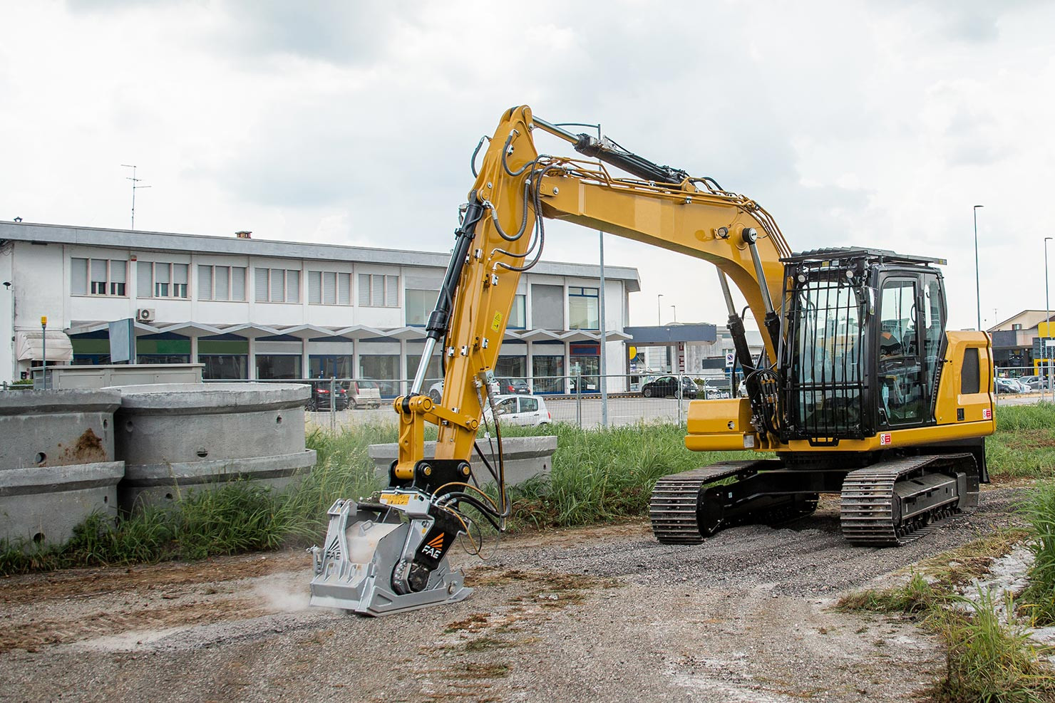 FAE RPL/EX Asfalttijyrsin Kaivinkoneeseen - Image 4