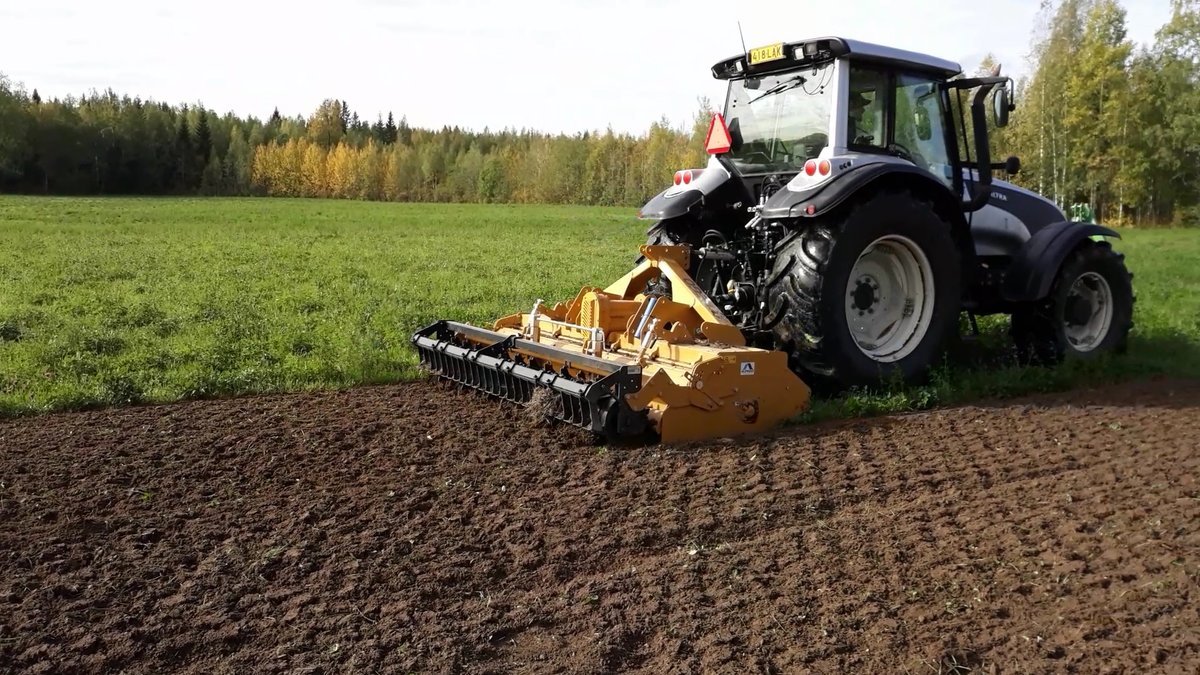 Alpego kivenhautaaja kylvövalmis alusta 1