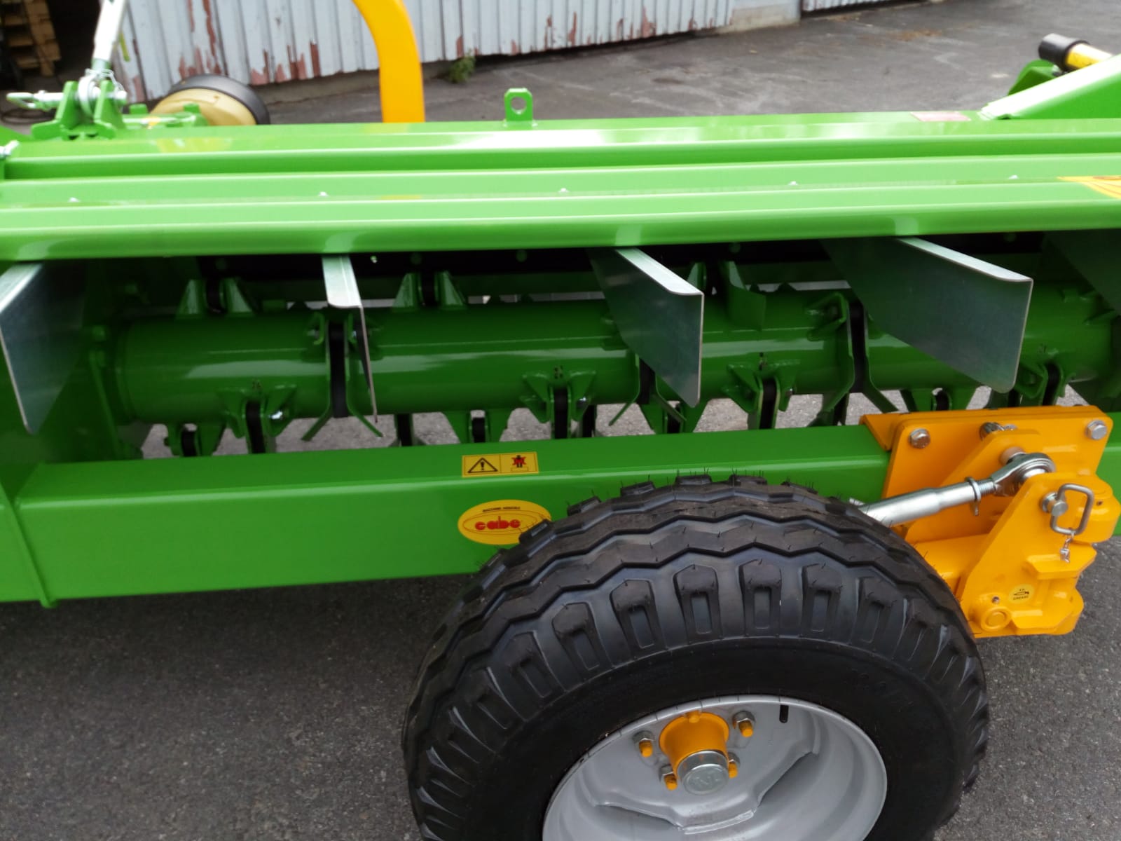 Cabe TSN kesantomurskain kuljetusvalmiina 2