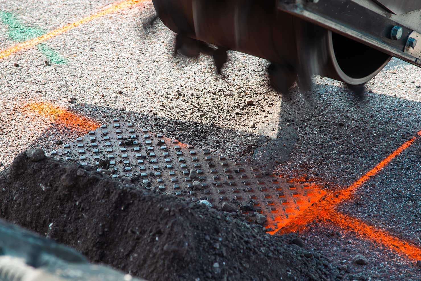 FAE RPL-SSL asfaltinjyrsin kuormaimeen