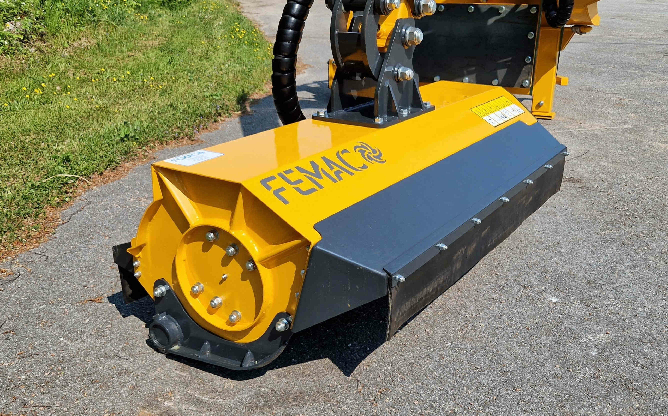 Femac DF6 leikkuupää etuviistosta kuvattuna