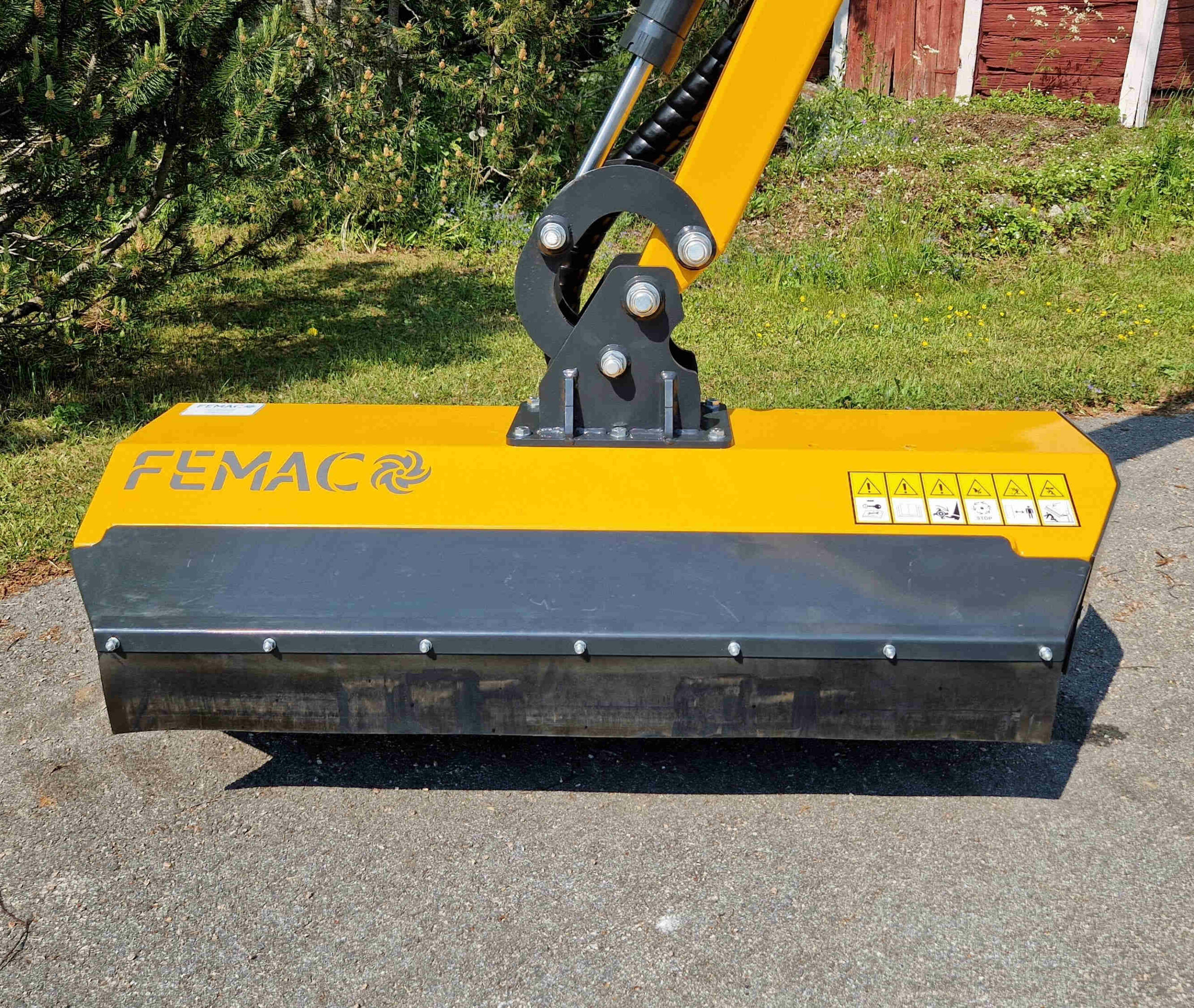 Femac DF6 leikkuupää edestä kuvattuna