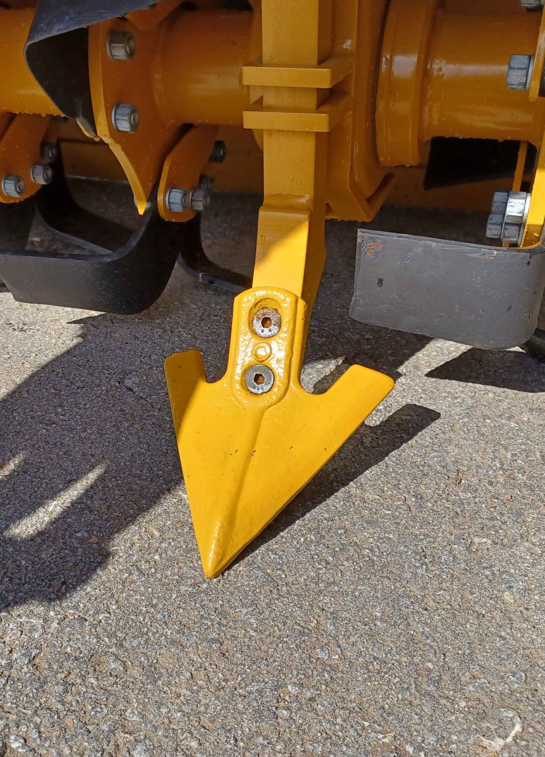 FGBIO keskiterä hanhenjalka