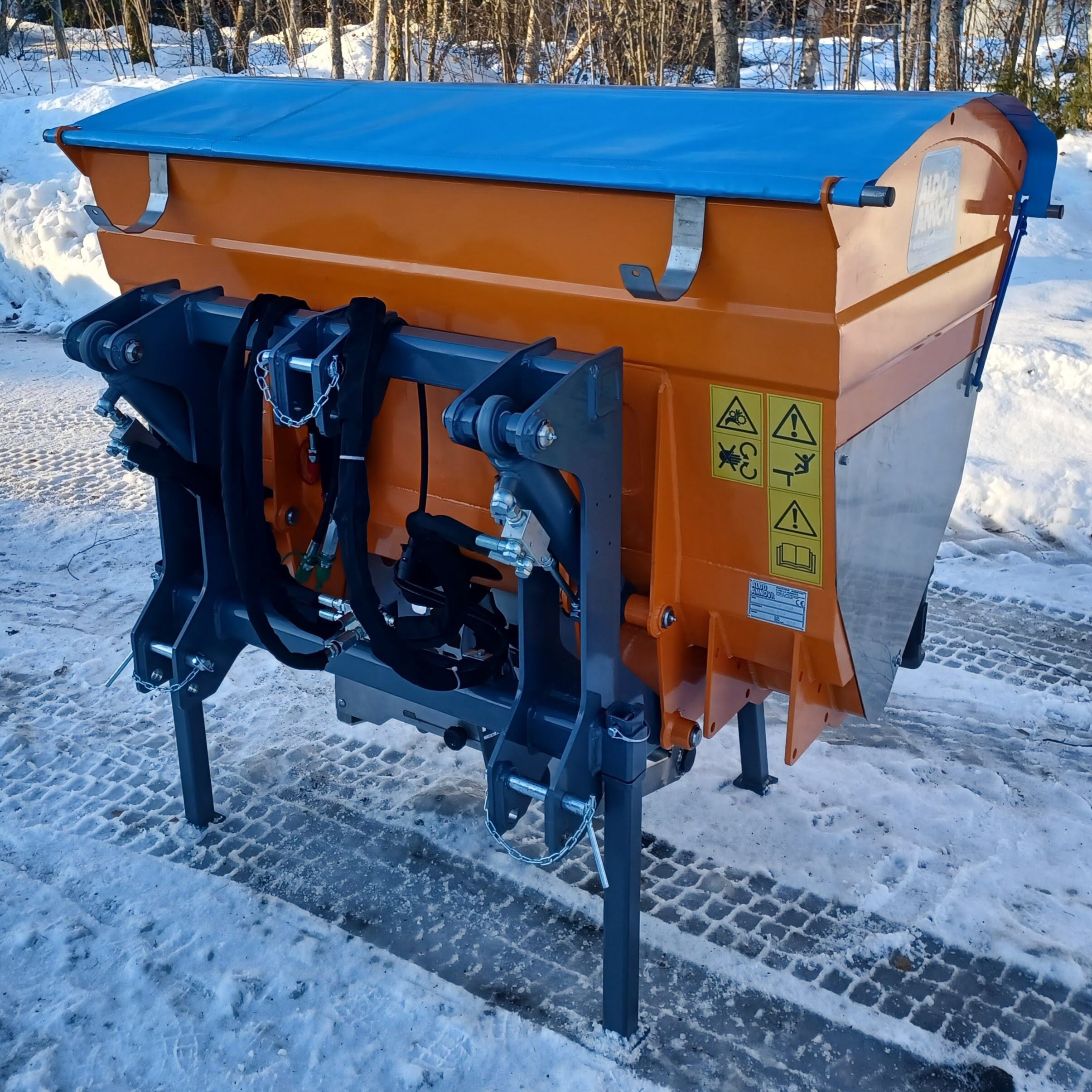 Hiekoitin etuviistosta 2