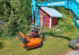 RCH 1150 HD leikkuupää kaivinkoneen puomissa