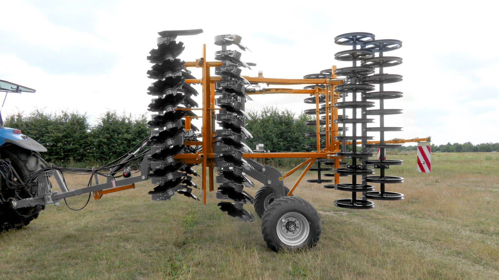 Mandam lautasmuokkaimet kivisille maille - Image 6